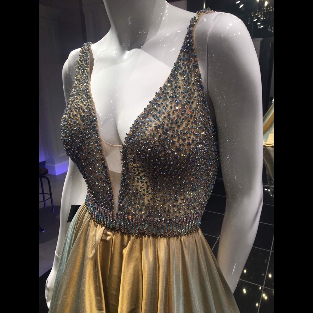 Sherri Hill Couture Gold taffeta ballgown size 6 - Picture 2 of 2